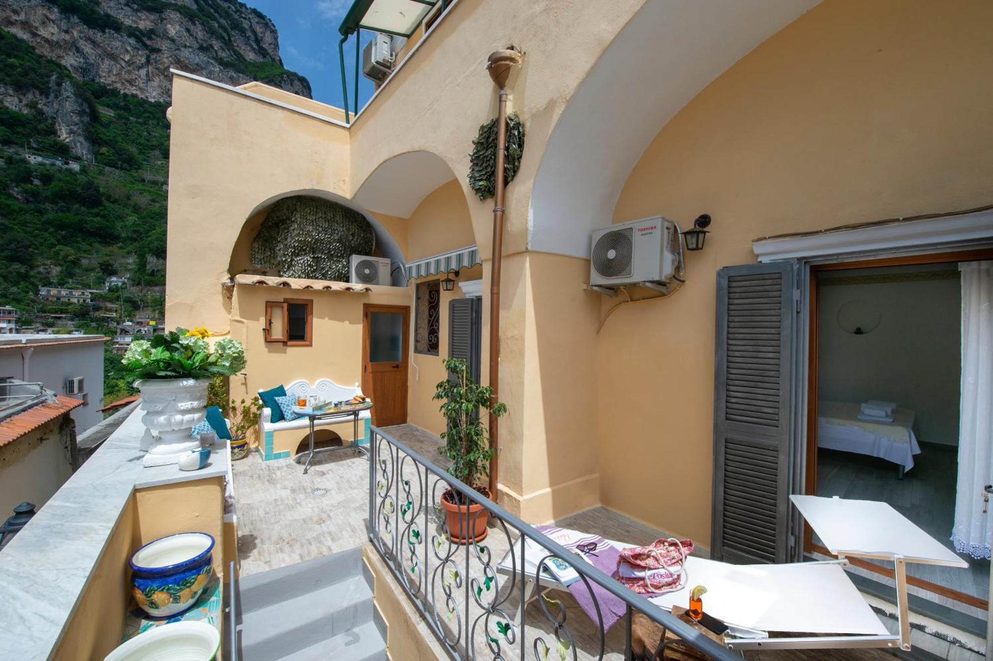 Amore Rentals - Casa Barbera B Positano Exteriér fotografie